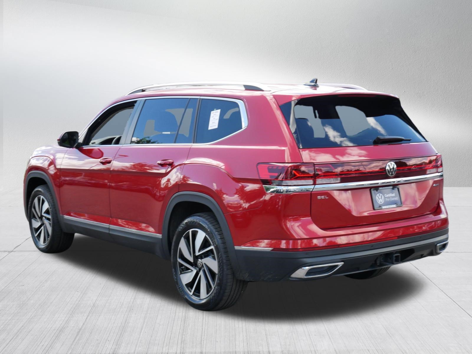 Certified 2024 Volkswagen Atlas SEL AWD/4WD image 5