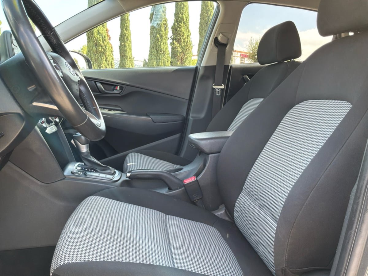 Used 2021 Hyundai Kona SEL w/ Cargo Package FWD image 18