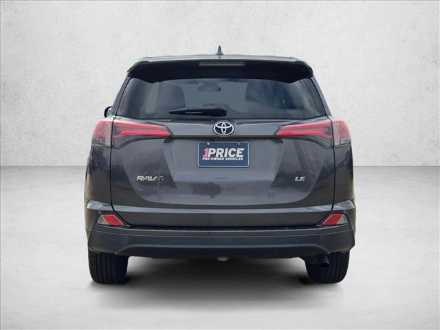 Used 2018 Toyota RAV4 LE image 6