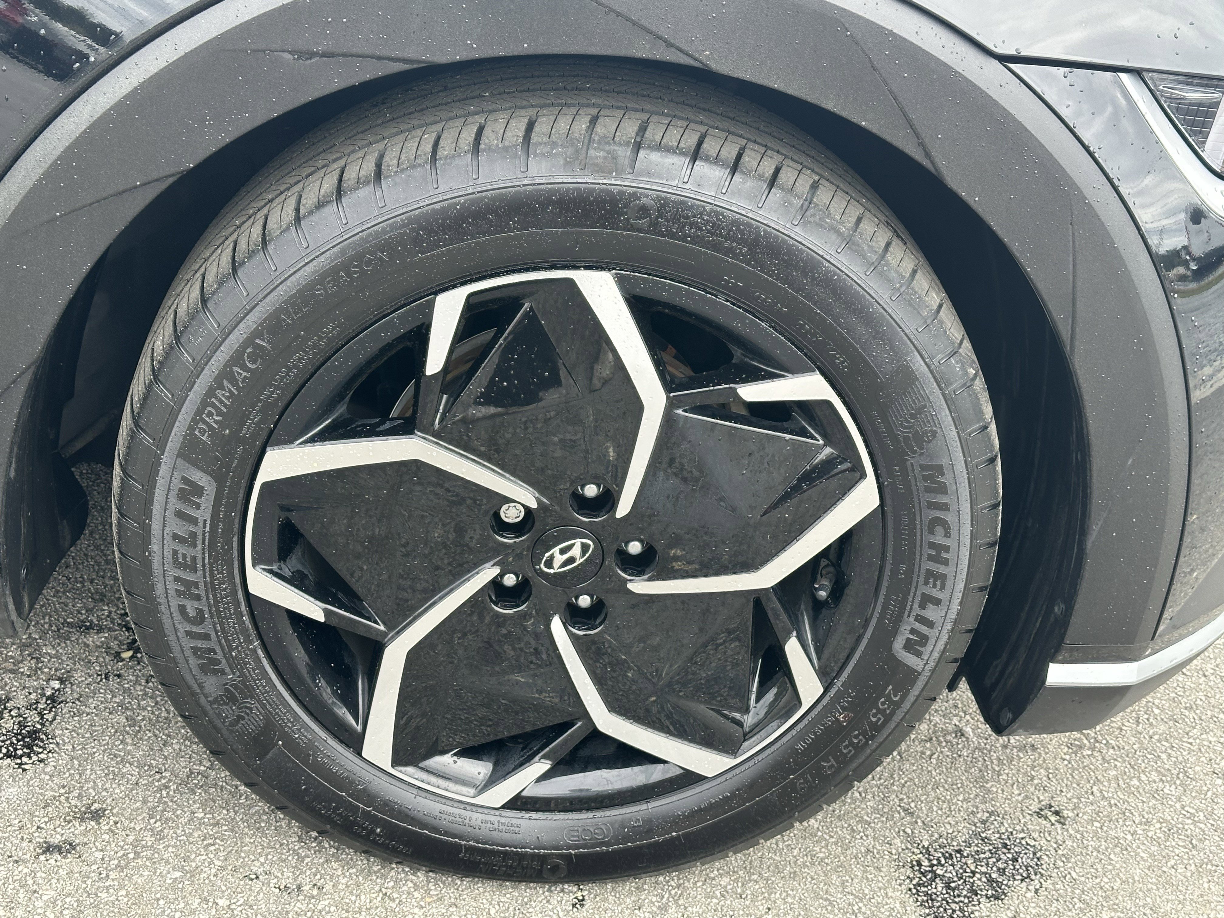 Used 2024 Hyundai Ioniq 5 SEL image 14