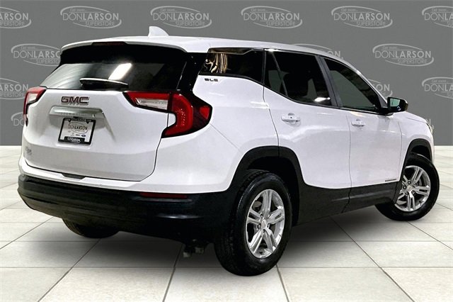 Used 2023 GMC Terrain SLE image 7
