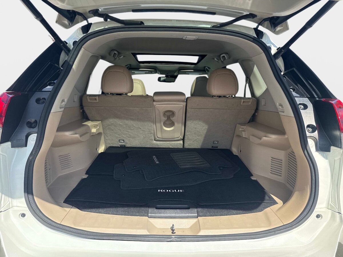 Used 2020 Nissan Rogue SL w/ Premium Package FWD image 9