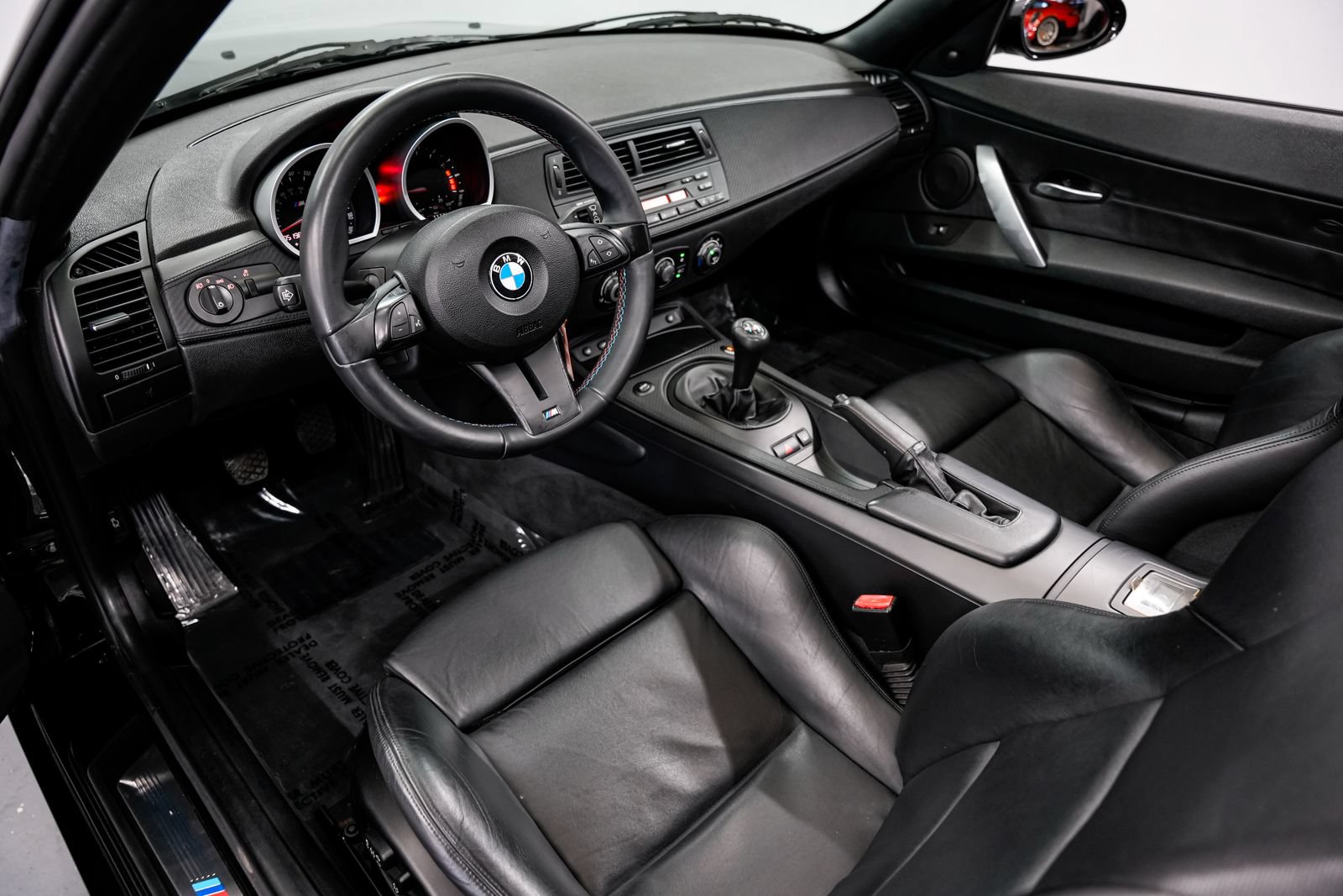 Used 2007 BMW M Roadster RWD image 9