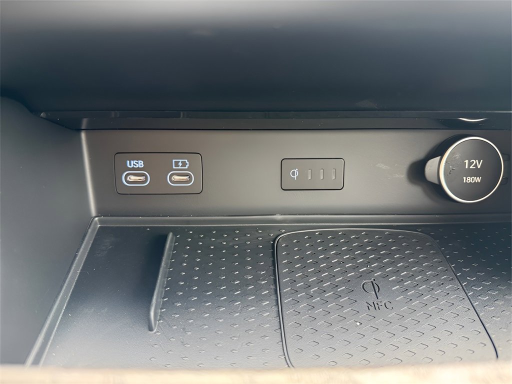 New 2025 Genesis GV80 2.5T Prestige image 31