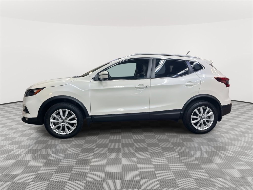 Used 2022 Nissan Rogue Sport SV w/ Technology Package image 6