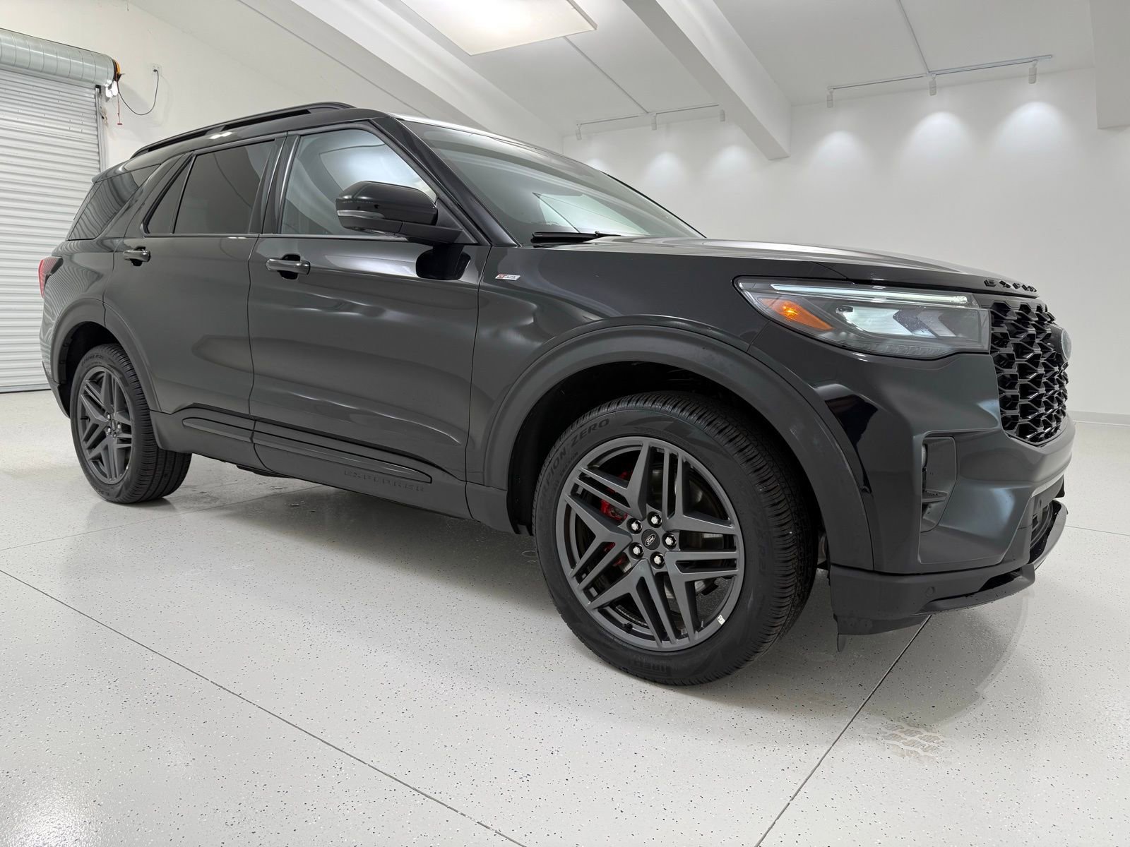 Used 2025 Ford Explorer ST-Line w/ ST-Line Street Pack