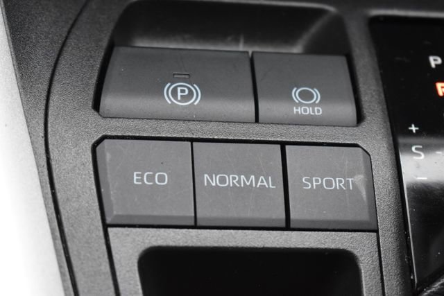 Used 2023 Toyota RAV4 LE FWD image 29