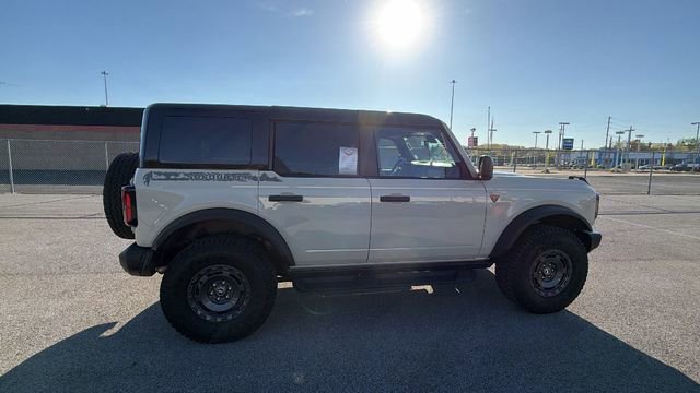 Used 2025 Ford Bronco Badlands w/ Sasquatch Package AWD/4WD image 6