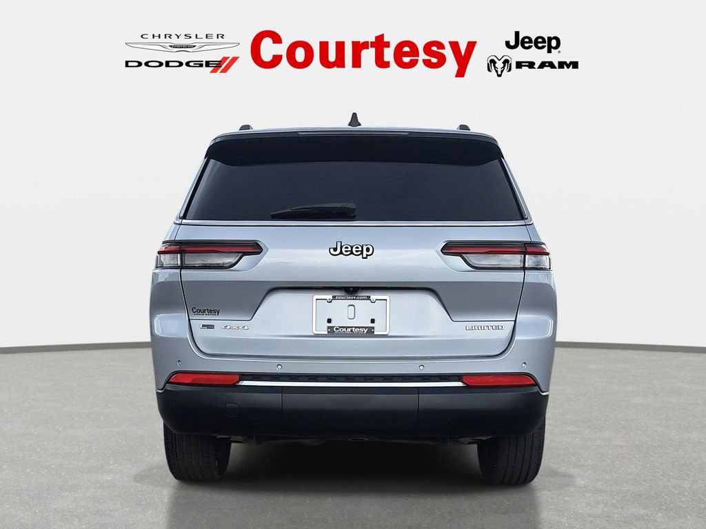 Certified 2022 Jeep Grand Cherokee L Limited AWD/4WD image 6