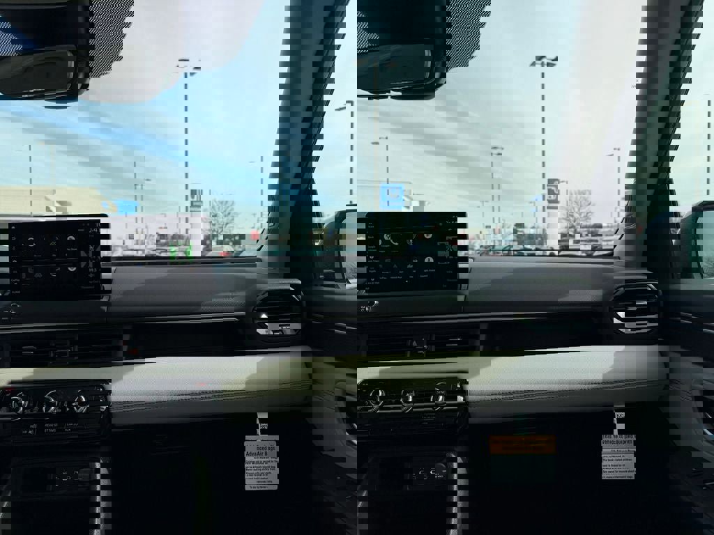 New 2026 Honda Pilot Touring image 32