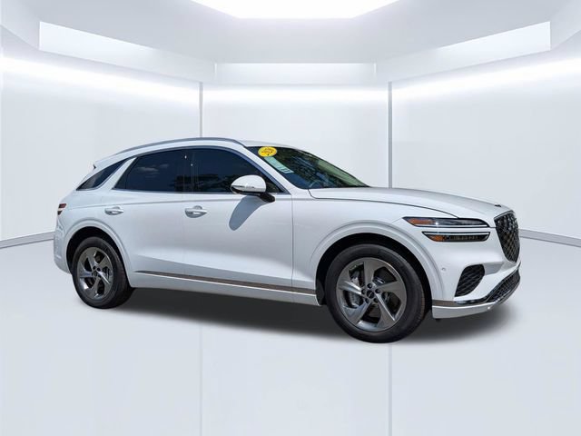 Used 2026 Genesis GV70 2.5T Advanced AWD/4WD image 2