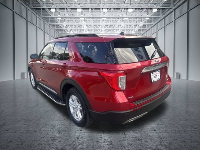 Used 2022 Ford Explorer XLT w/ Equipment Group 202A AWD/4WD image 11