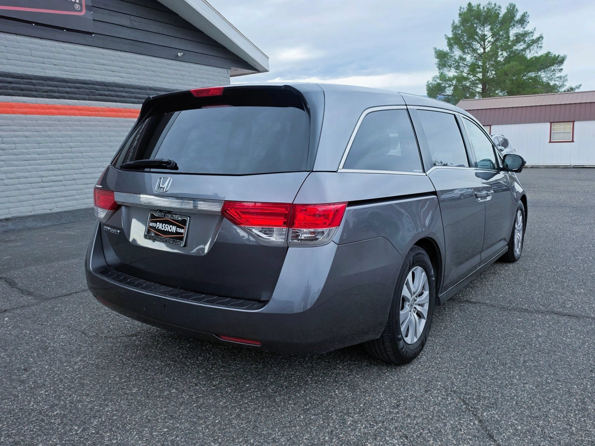 Used 2014 Honda Odyssey EX image 5