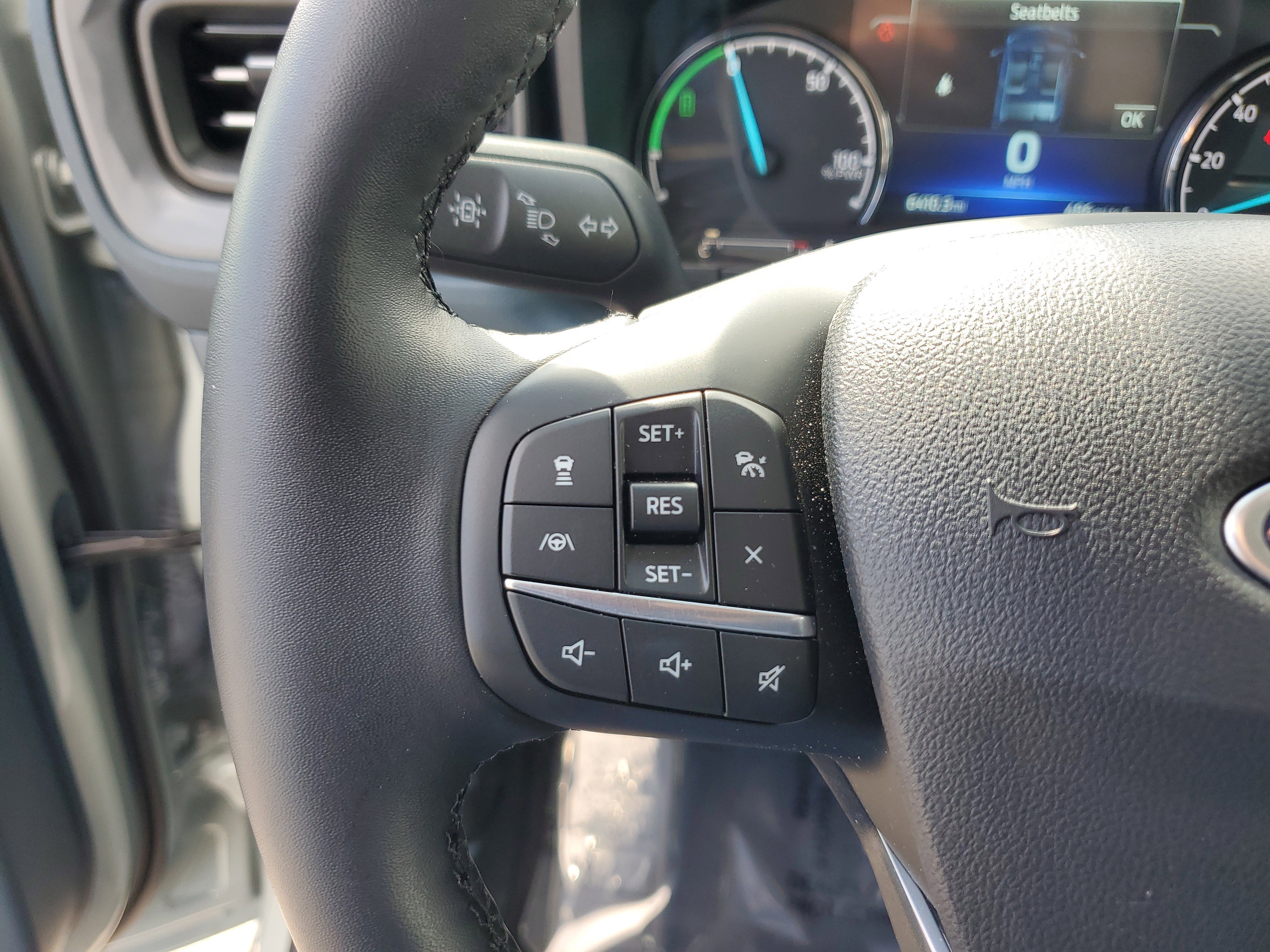 Used 2024 Ford Maverick Lariat w/ Black Appearance Package image 21