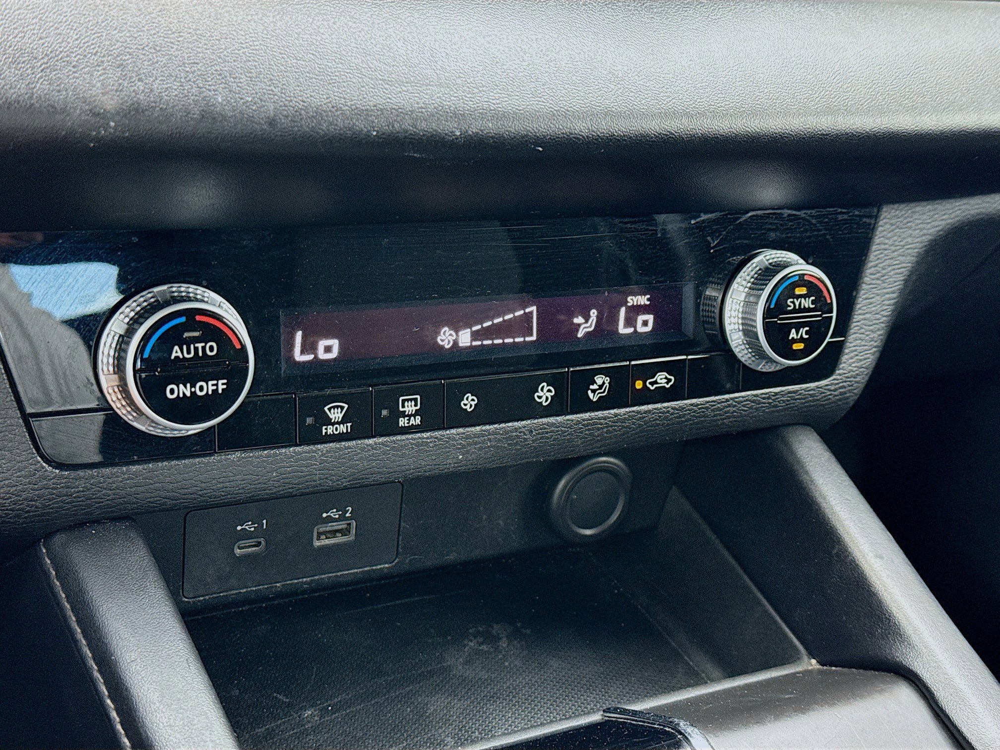 Used 2022 Mitsubishi Outlander ES image 12