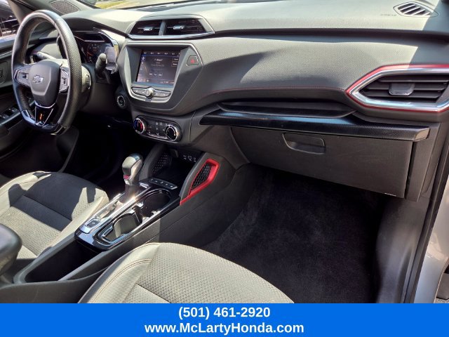 Used 2023 Chevrolet TrailBlazer RS FWD image 16