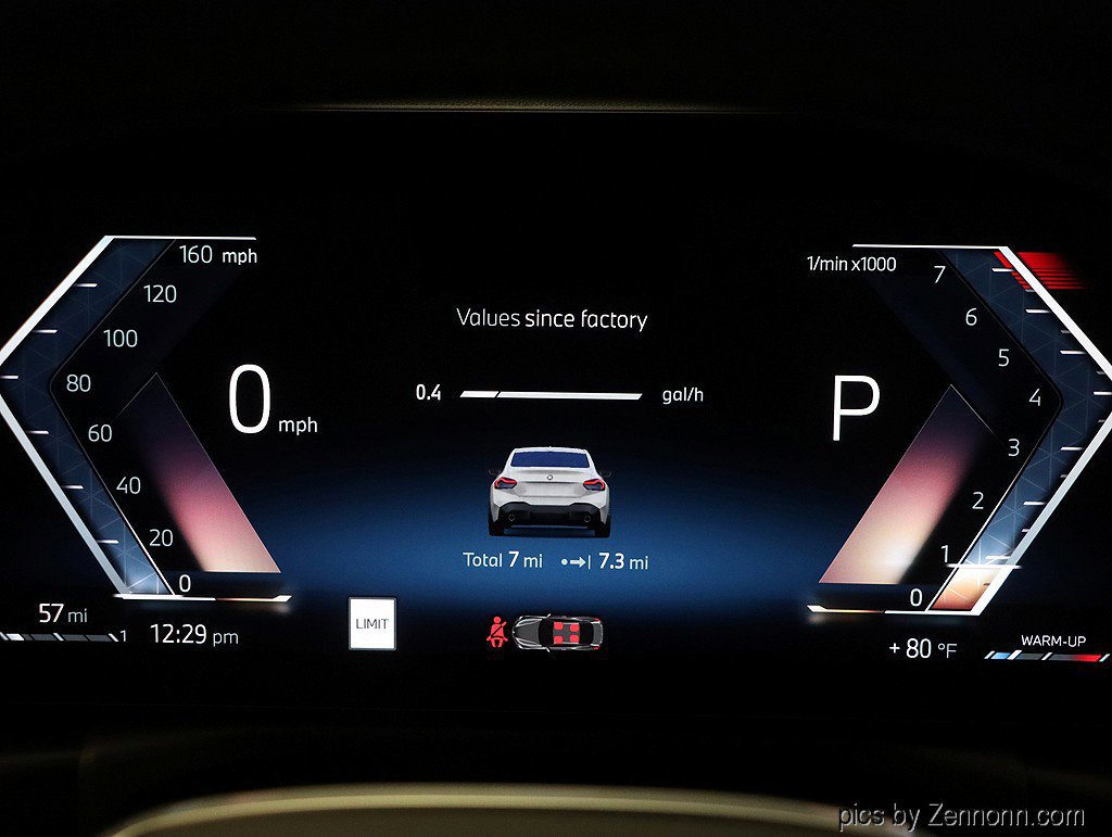 Used 2025 BMW 230i xDrive Coupe w/ Premium Package image 16