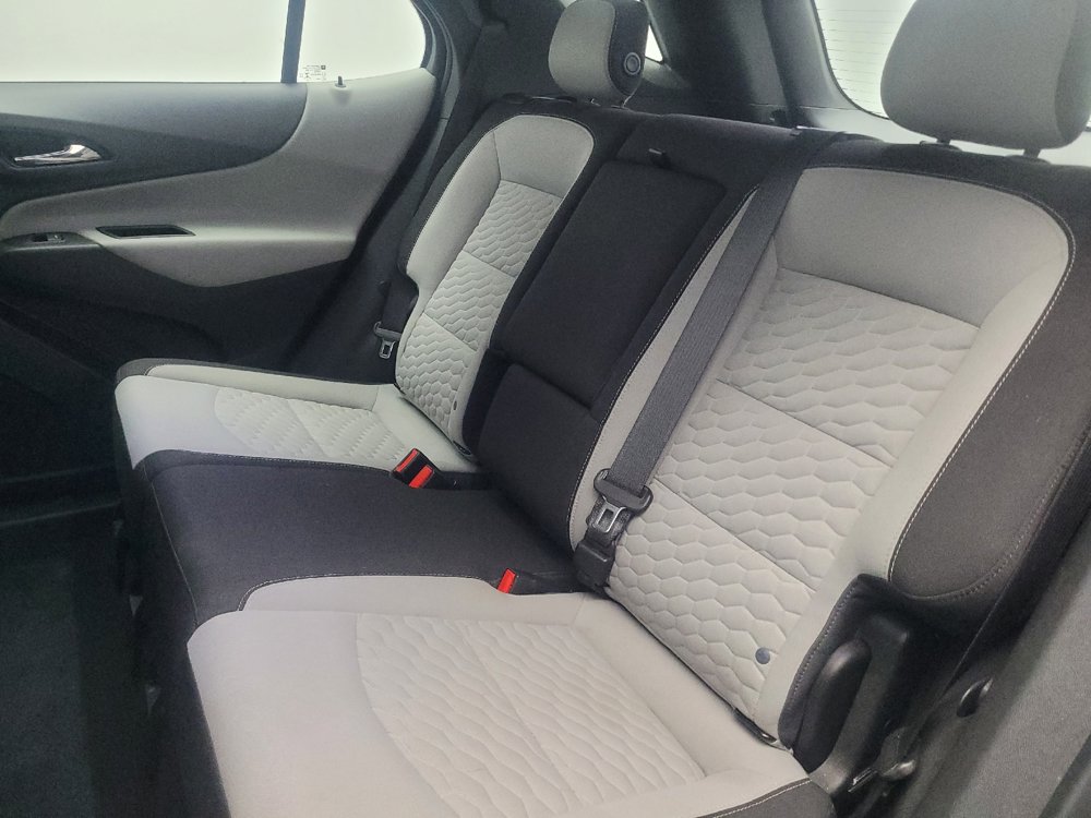 Used 2020 Chevrolet Equinox LS AWD/4WD image 18