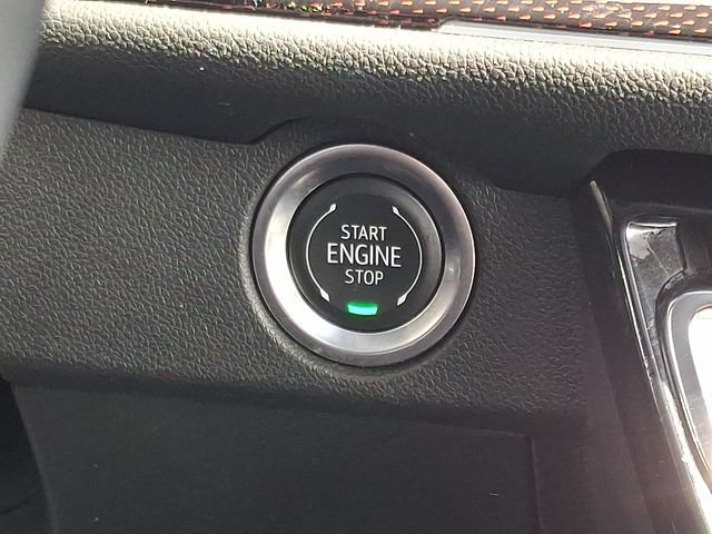 Certified 2025 Chevrolet Traverse RS AWD/4WD image 28