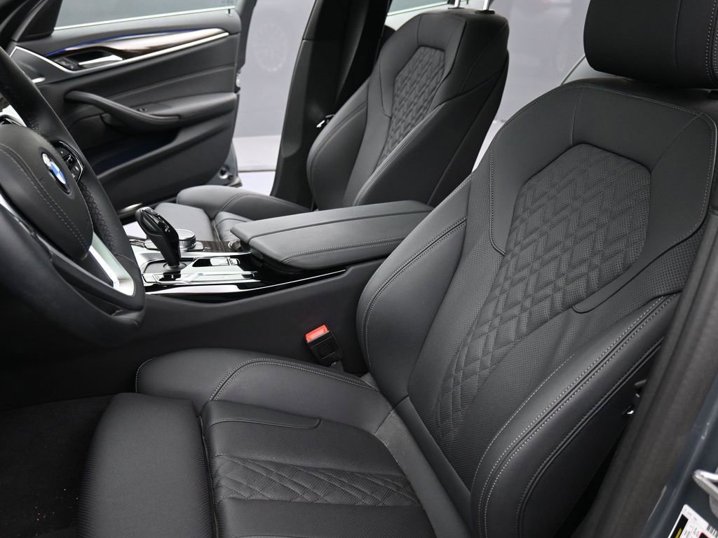 Used 2023 BMW 530i xDrive AWD/4WD image 10