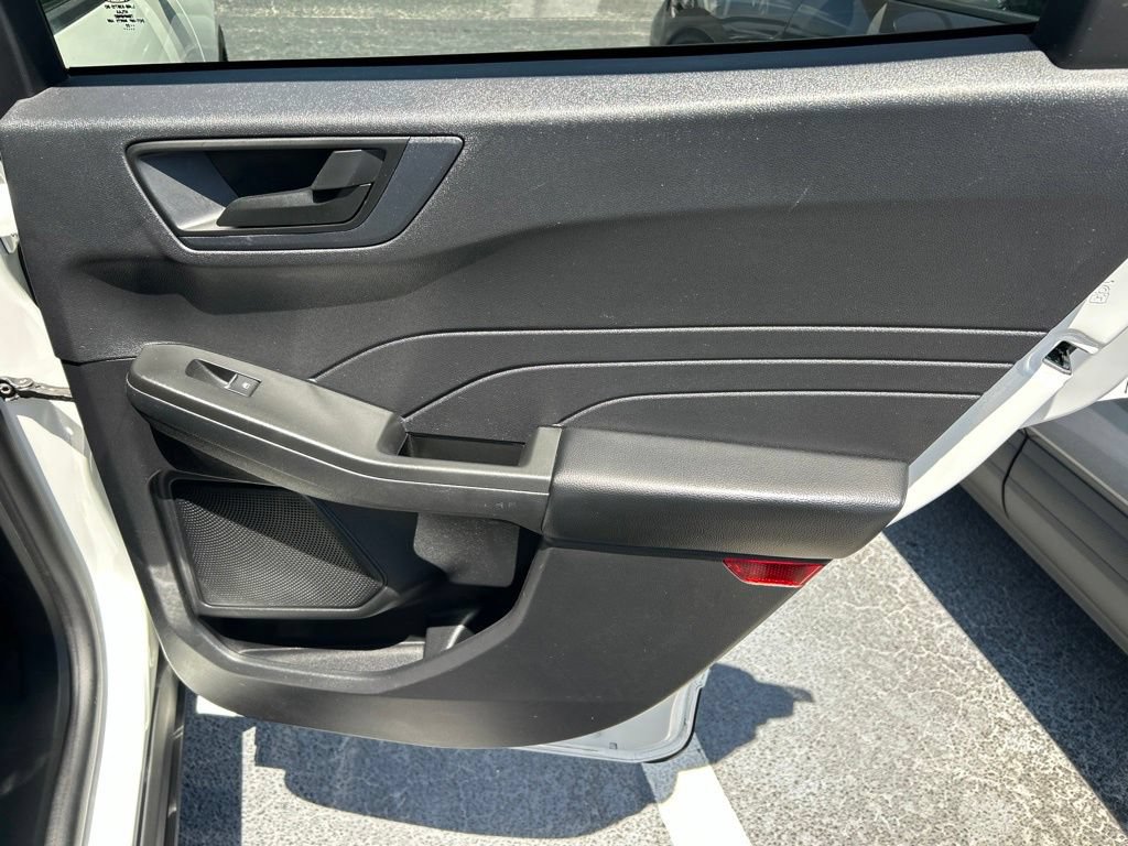 Used 2022 Ford Escape SE w/ SE Sport Appearance Package FWD image 44