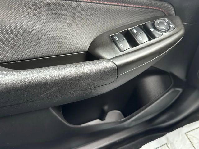 Used 2023 Chevrolet TrailBlazer RS w/ Convenience Package image 37