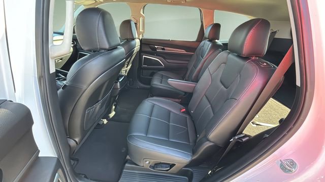 Used 2022 Kia Telluride EX w/ EX Premium Package image 20