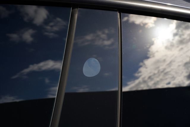 Used 2023 Tesla Model Y Long Range AWD/4WD image 14