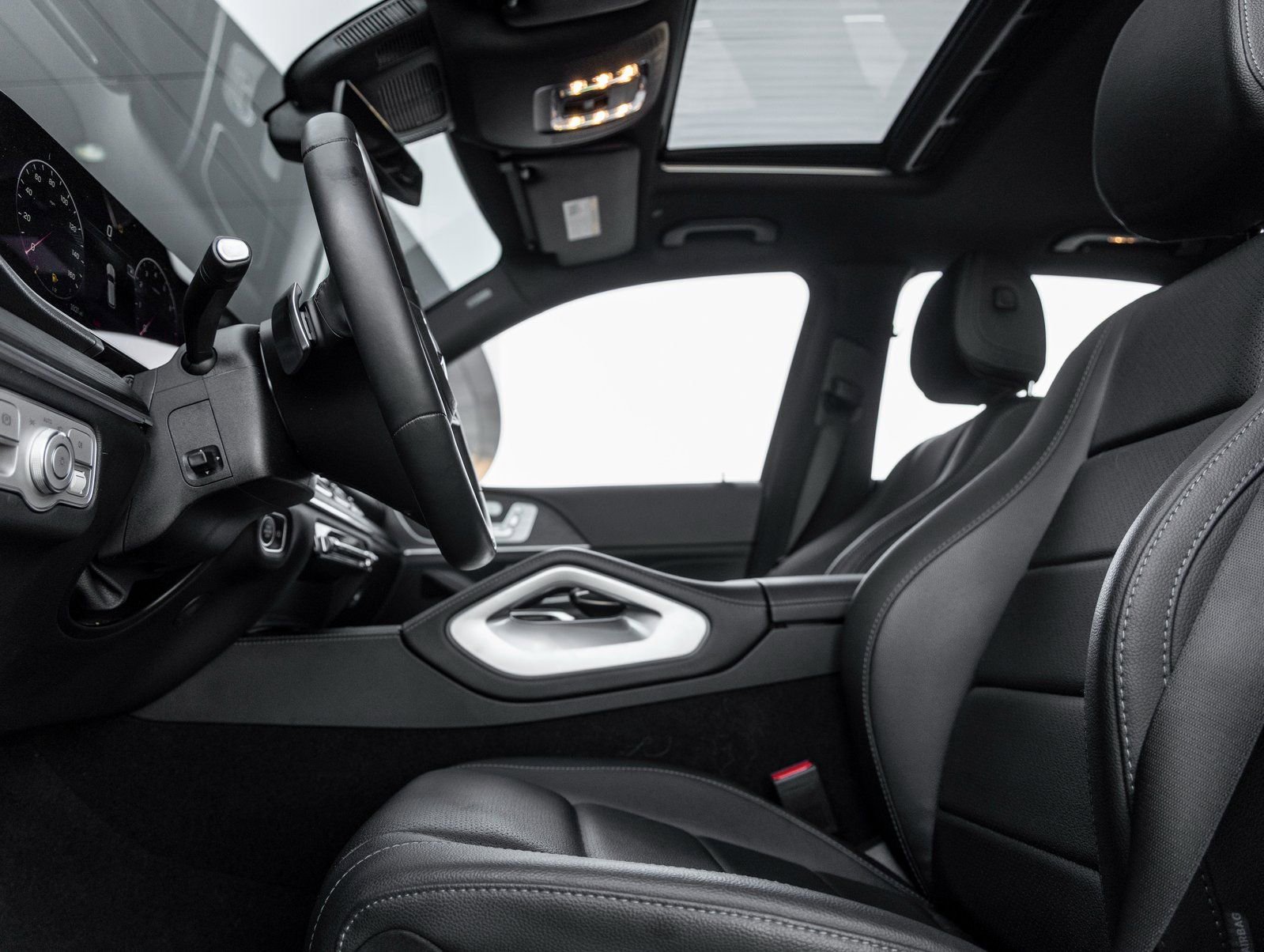 Used 2024 Mercedes-Benz GLE 450 4MATIC w/ AMG Line Exterior image 21