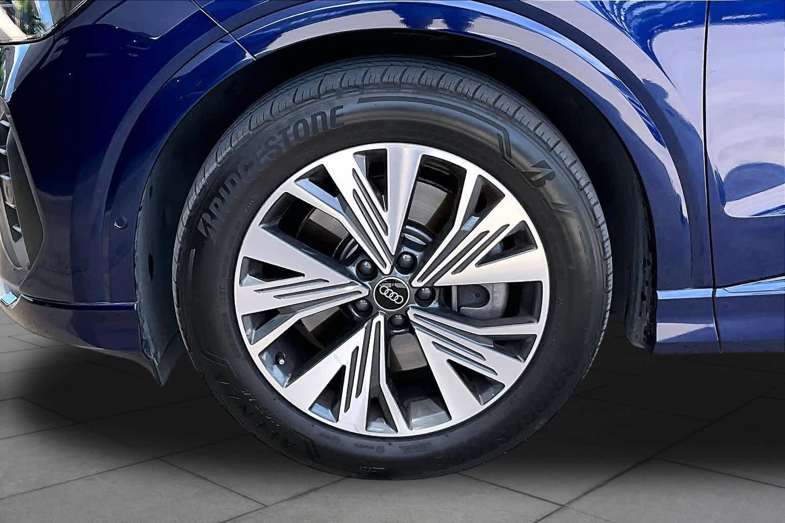 Used 2023 Audi Q4 e-tron Premium Plus w/ Premium Plus RWD image 9
