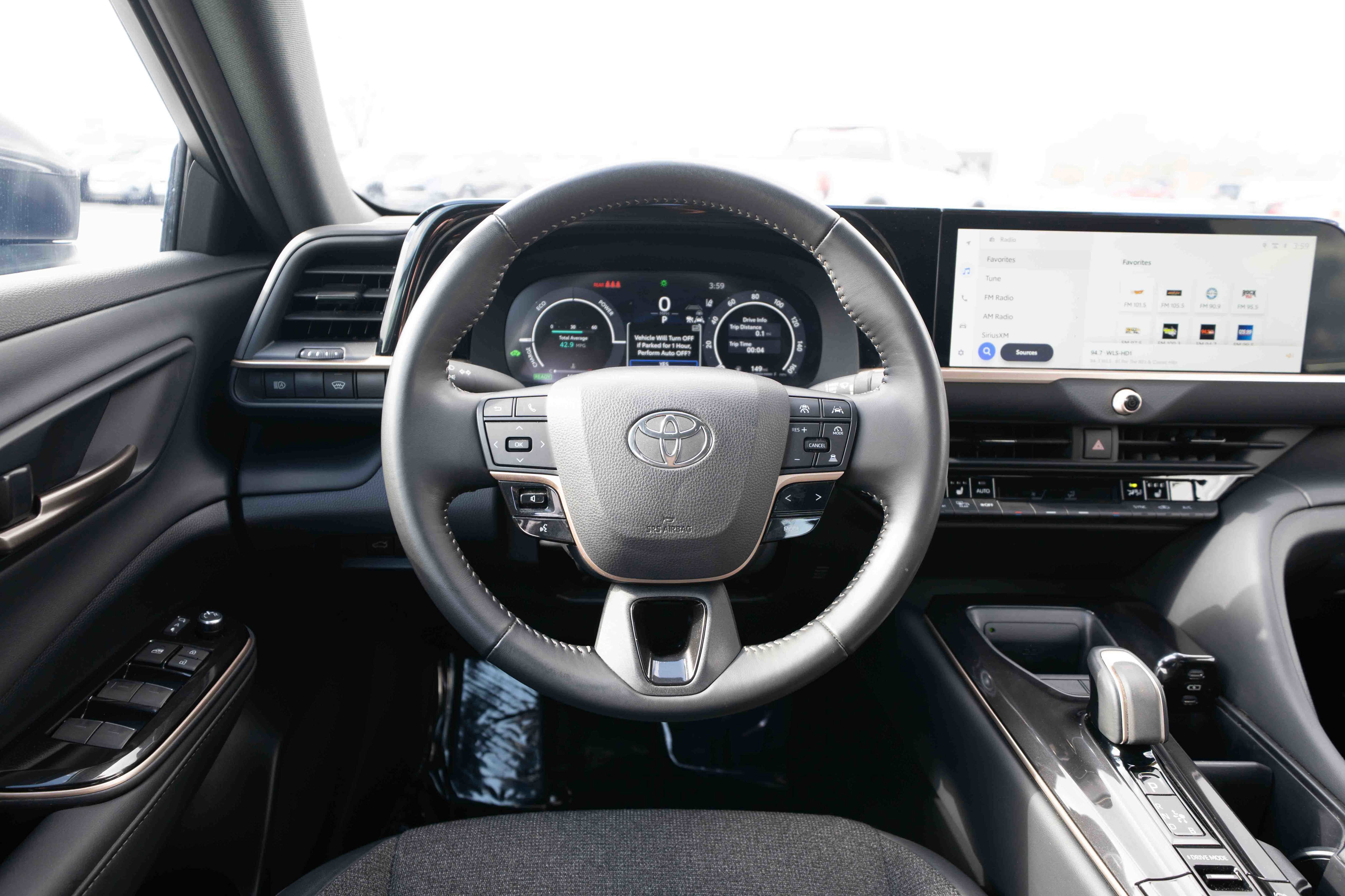 Used 2024 Toyota Crown XLE image 21