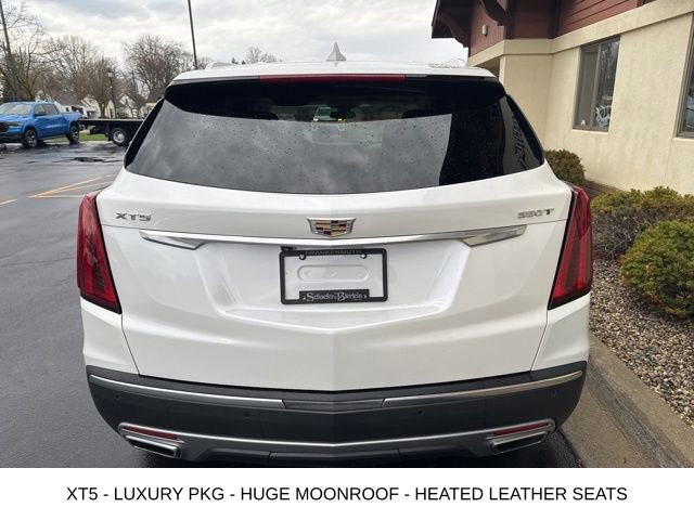 Used 2021 Cadillac XT5 Premium Luxury FWD image 16
