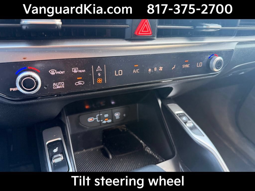 Certified 2025 Kia Sorento S w/ Panoramic Sunroof Package FWD image 22