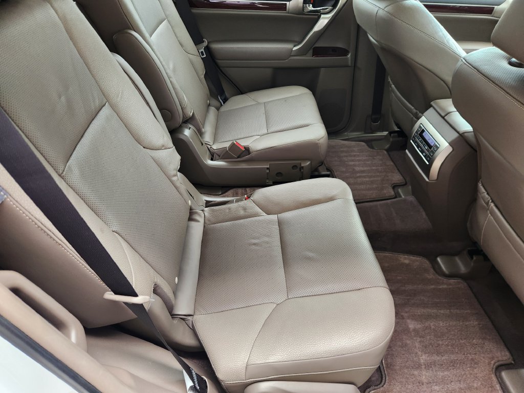 Used 2019 Lexus GX 460 Premium AWD/4WD image 32
