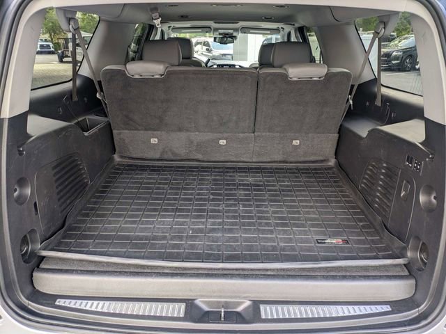 Used 2015 Chevrolet Suburban LT w/ Luxury Package RWD image 12