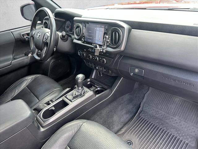 Used 2021 Toyota Tacoma TRD Off-Road w/ TRD Premium Off Road Package image 27