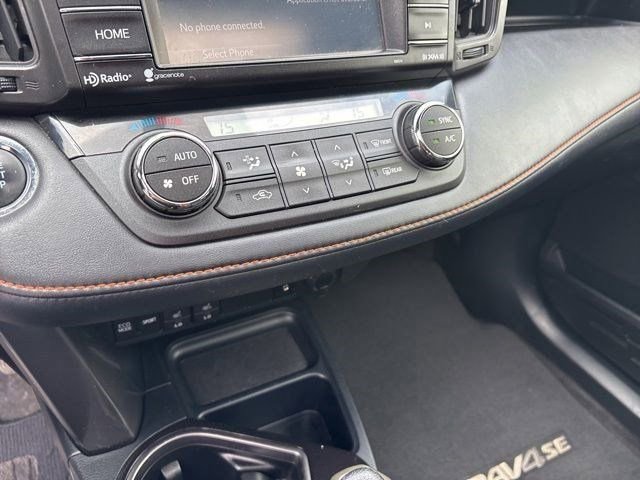 Used 2016 Toyota RAV4 SE AWD/4WD image 21