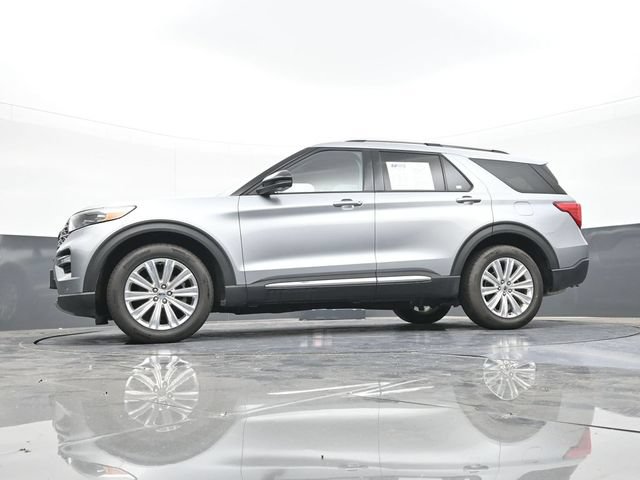 Used 2022 Ford Explorer Limited w/ Equipment Group 301A AWD/4WD image 61