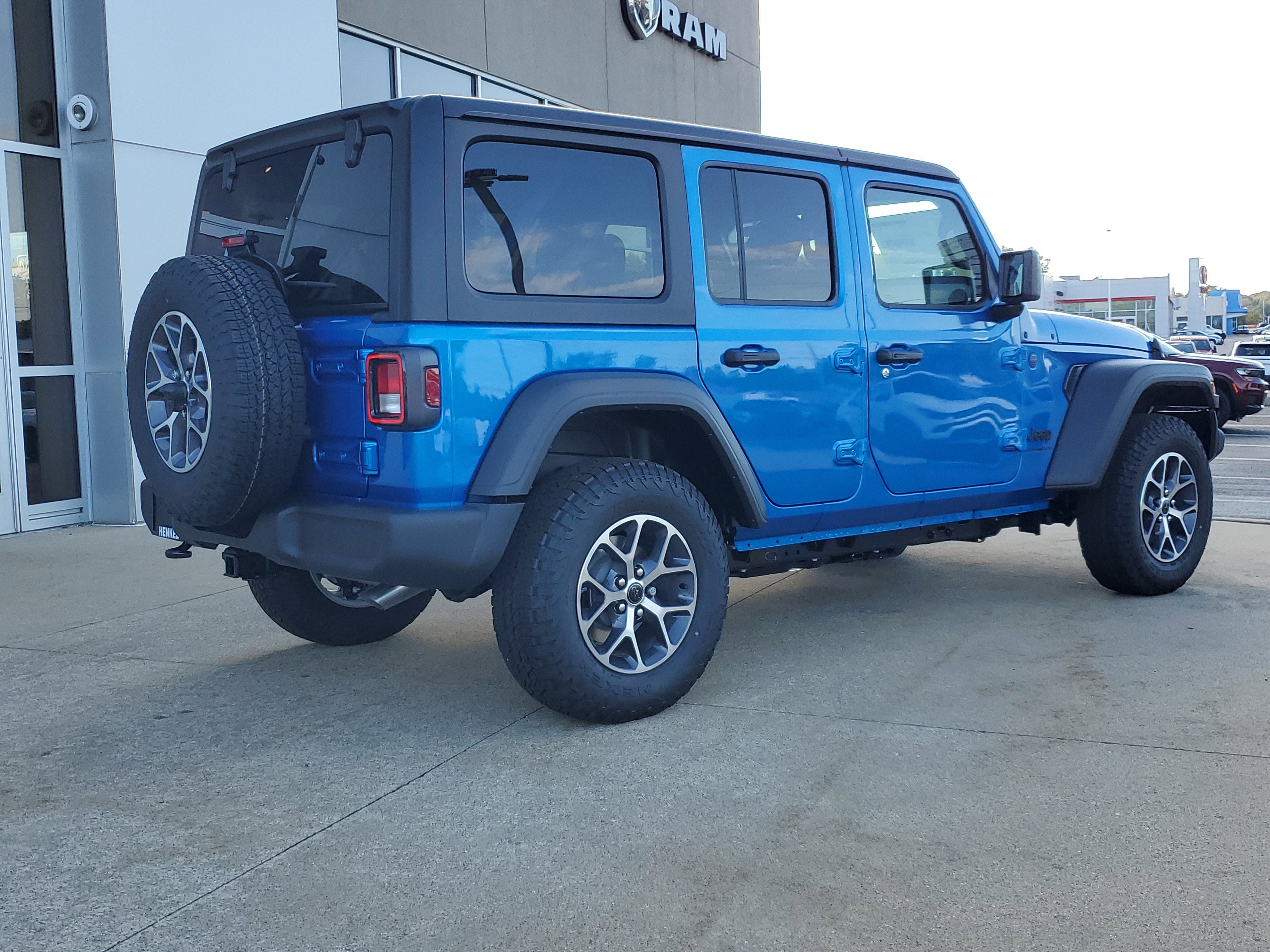 New 2026 Jeep Wrangler Unlimited Sport image 4