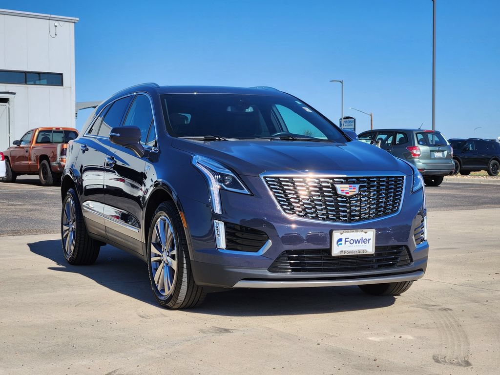 Used 2025 Cadillac XT5 Premium Luxury w/ LPO, Floor Liner Package AWD/4WD image 3