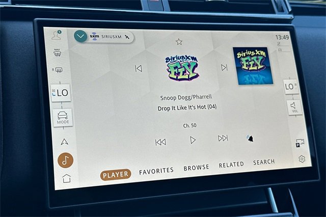 New 2026 Land Rover Range Rover Velar Dynamic SE image 17