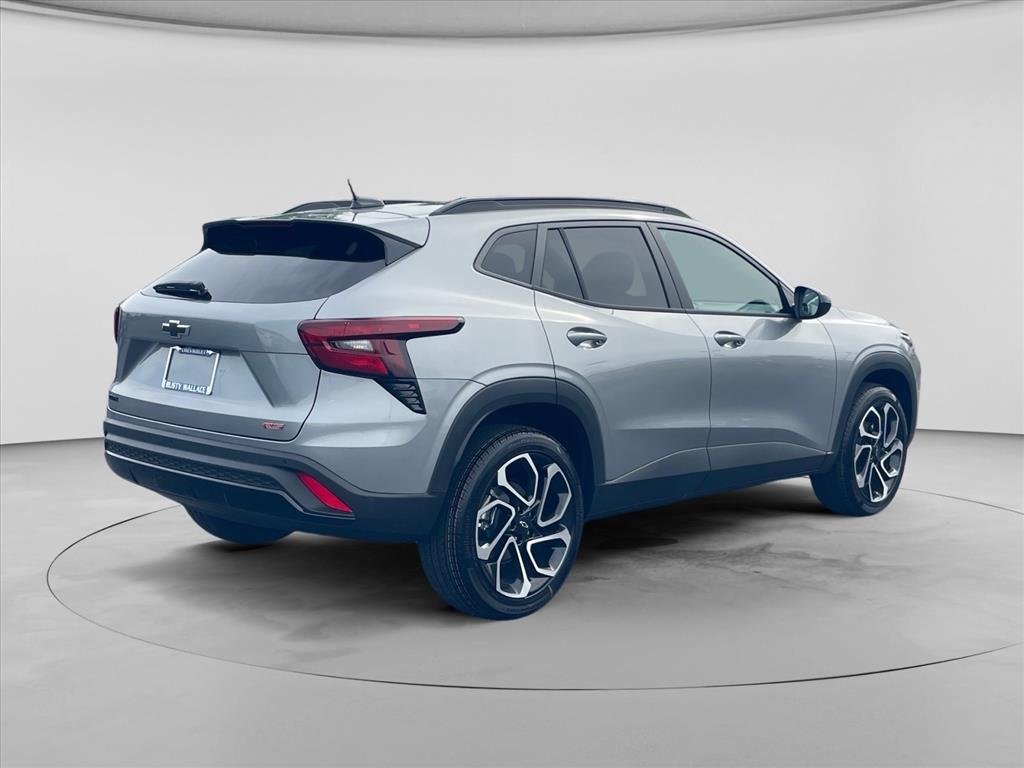 New 2026 Chevrolet Trax RS w/ Driver Confidence Package FWD image 7