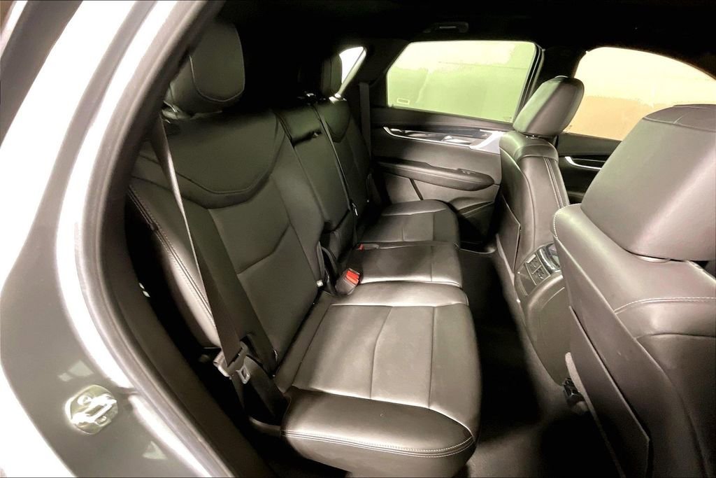 Used 2024 Cadillac XT5 Premium Luxury image 37