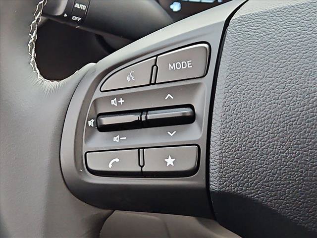 New 2026 Hyundai Venue SEL FWD image 17
