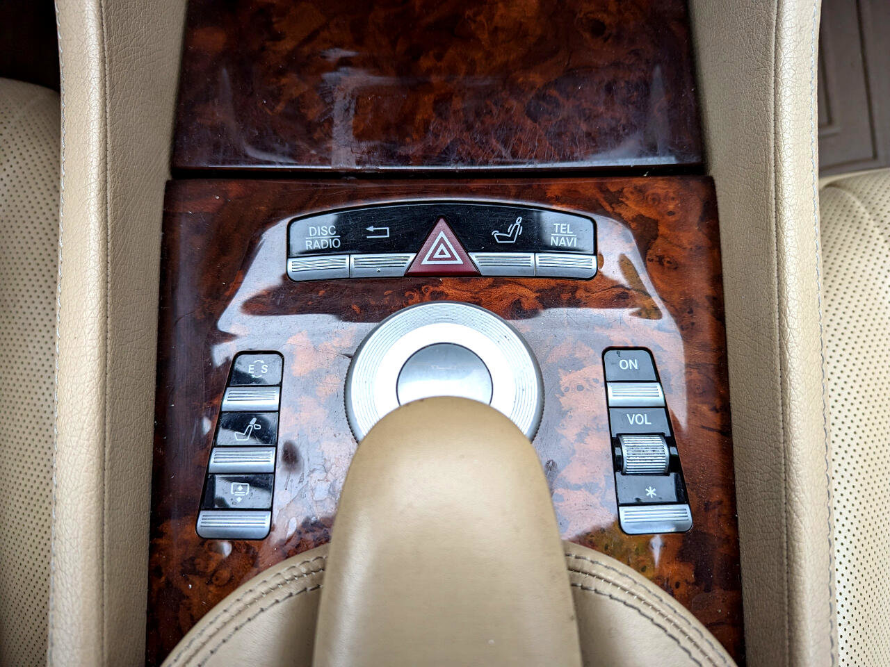 Used 2013 Mercedes-Benz CL 550 4MATIC image 28