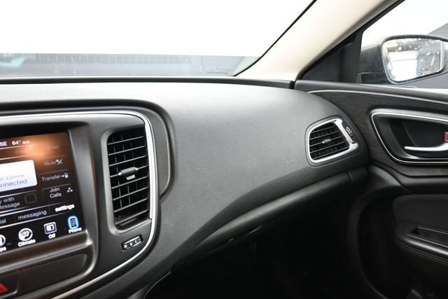 Used 2015 Chrysler 200 Limited w/ Spring Special Group FWD image 27