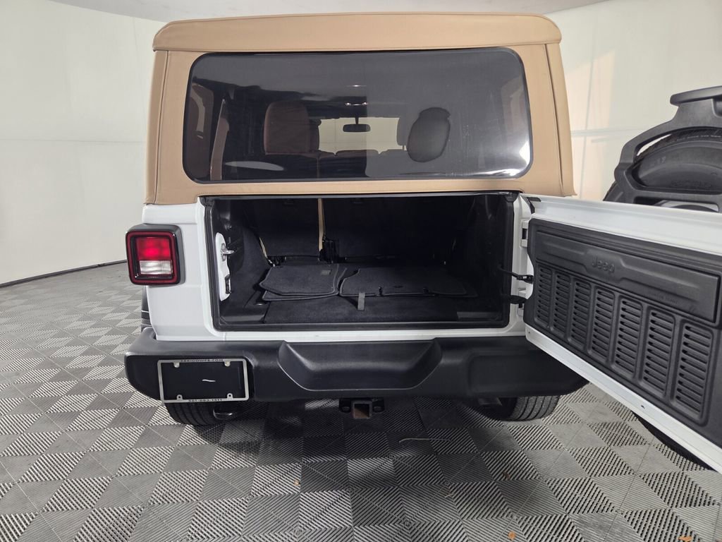Used 2019 Jeep Wrangler Unlimited Sport S AWD/4WD image 27