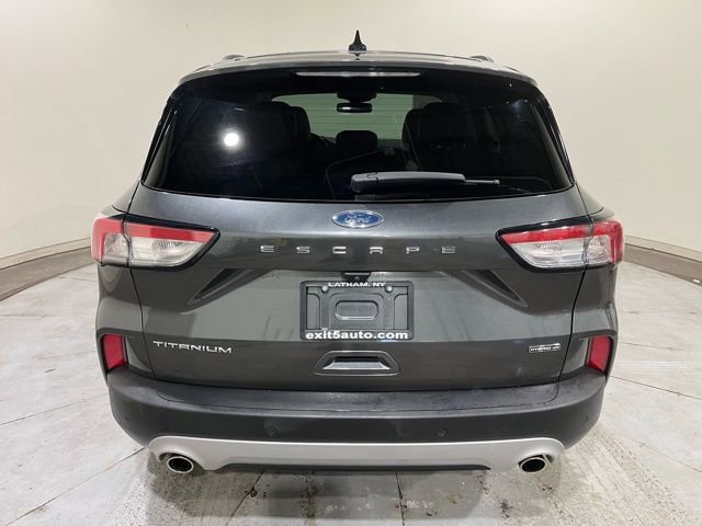 Used 2020 Ford Escape Titanium image 10