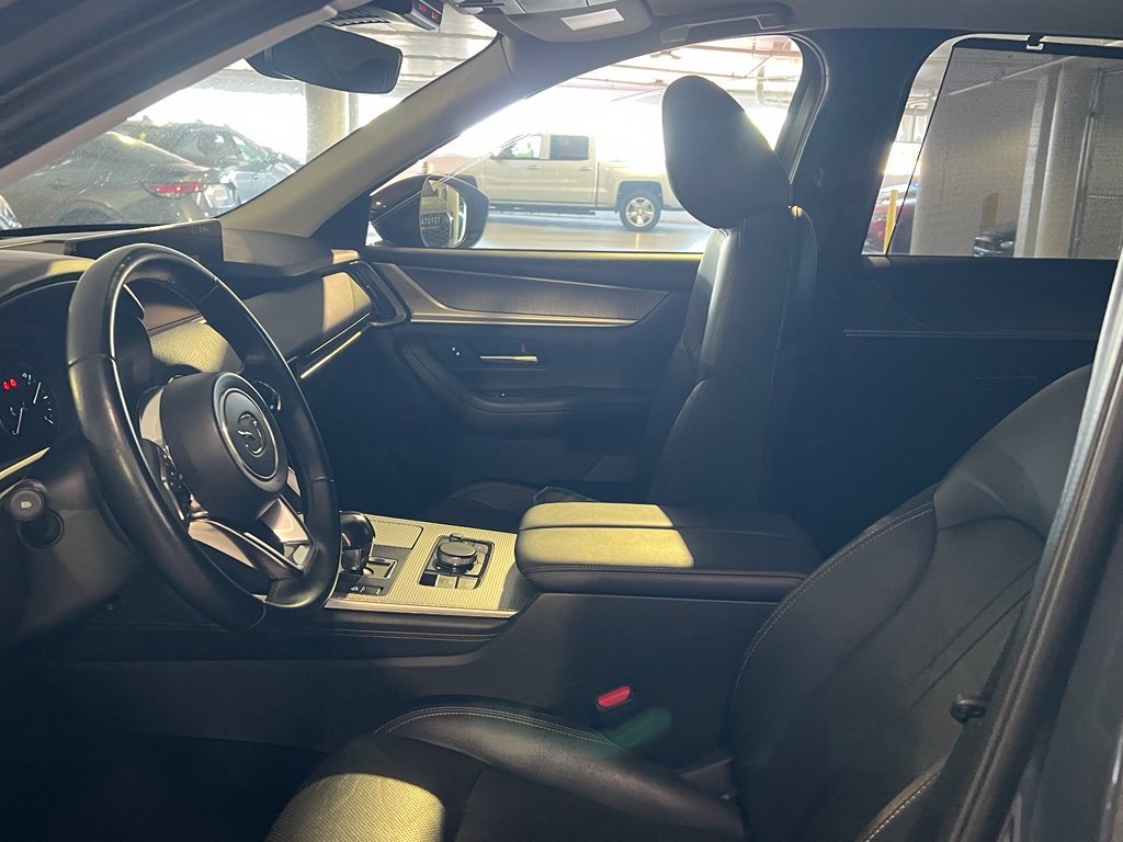 Used 2025 MAZDA CX-70 3.3 Turbo w/ Preferred Package AWD/4WD image 9