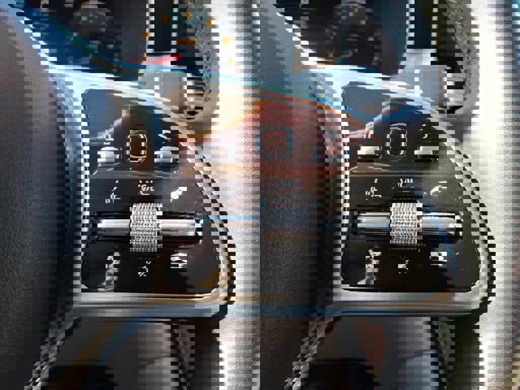 Used 2022 Mercedes-Benz GLC 300 4MATIC image 15